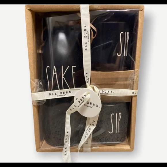 Rae Dunn New Black Sake Pitcher with 2 sip cups - Picture 5 of 8